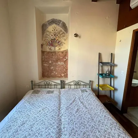 Casa Argirenia - Venetian Mansion In Old Harbour * Chania (Crete)