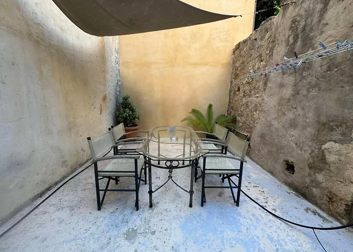 Casa Argirenia - Venetian Mansion In Old Harbour *